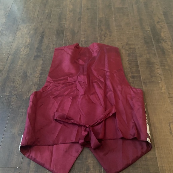 Paul Harris Santa button vest - Picture 4 of 8